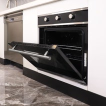 Linarie 70L Built-In Electric Oven LYBO70DMF hero image