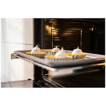 Haier 60cm Built-In Multi Function Oven HWO60S7MX2 hero image