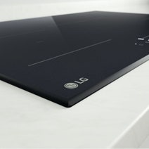 LG Series 7 80cm Induction Cooktop 4 Cooking Zones including 1 Flexi Zone BCI807T4BG hero image