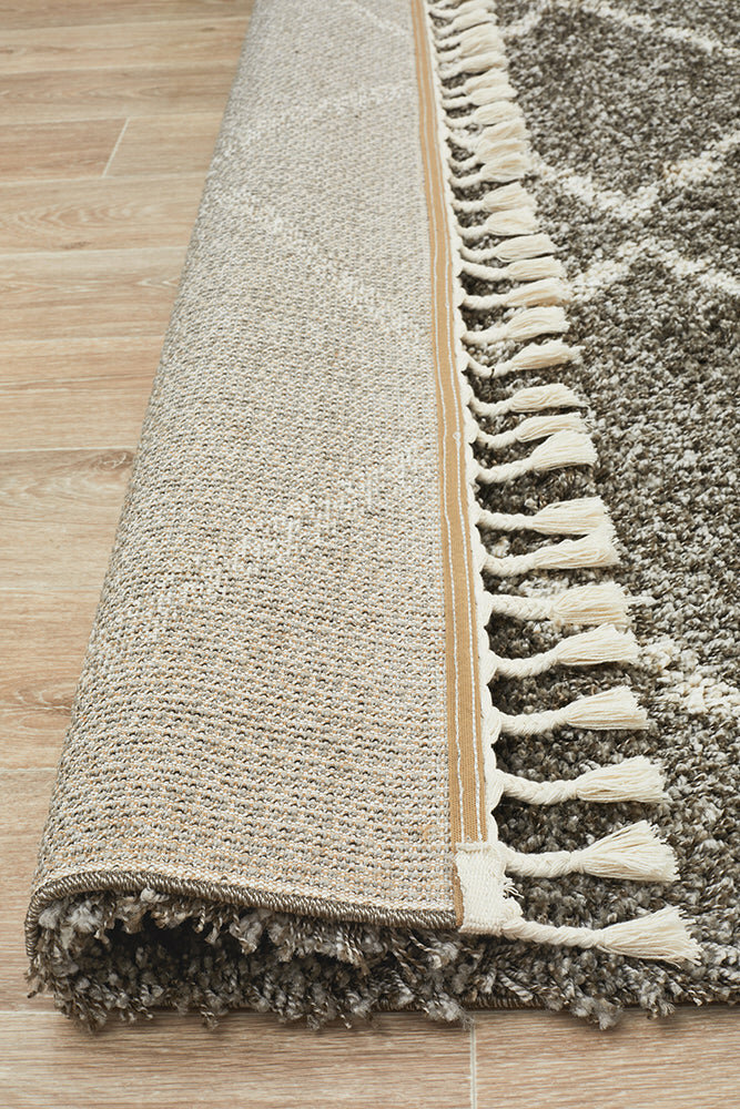 Rug Culture Saffron Small Grey Rug 170X120CM - SAF-11-GRY-170120 hero image