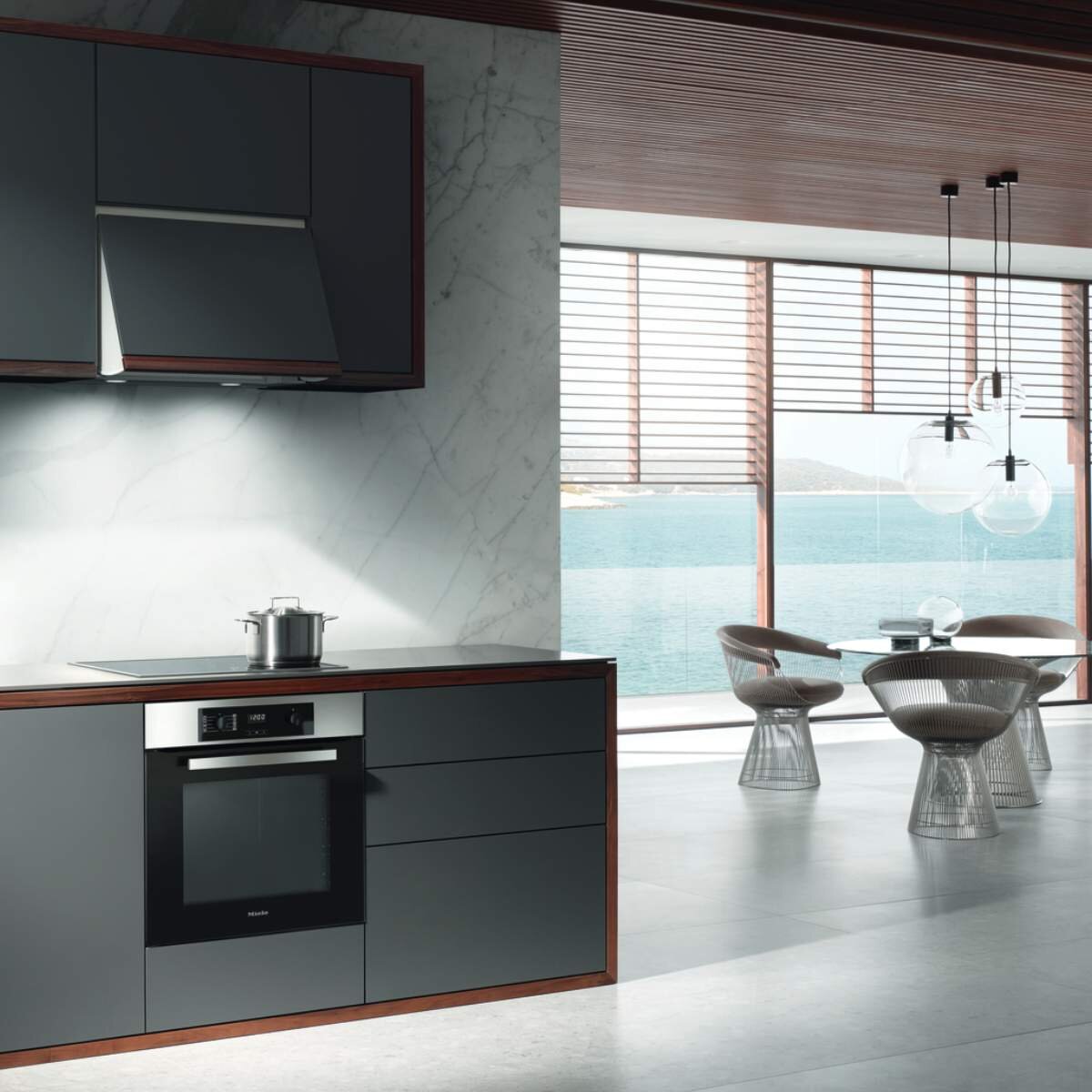 Miele 60cm PureLine Pyrolytic Built-in Oven H2267-1BP hero image