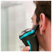 Remington R4500AU R4 Style Series Rotary Shaver hero image