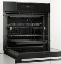 Haier 60cm, 14 Function, Self-cleaning with Air Fry Oven HWO60S14EPB4 hero image