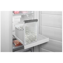 Liebherr Peak Series 213L Integrated Upright Freezer with NoFrost Right Hinge SIFNH5188RH hero image