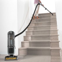 Shark Navigator Self-Cleaning Brushroll Pet Upright Vacuum ZU62 hero image