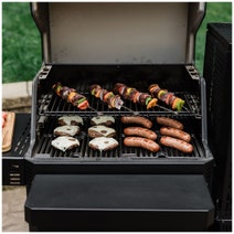 Masterbuilt Gravity Series 600 Digital Charcoal BBQ Smoker MB20041423 hero image
