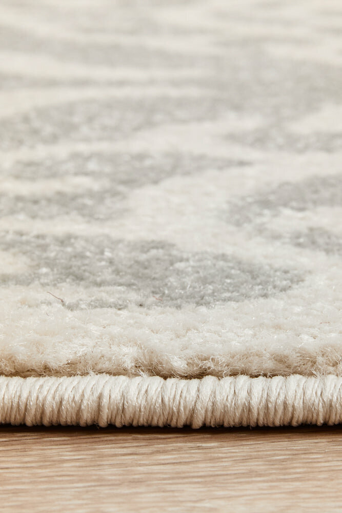 Rug Culture Chrome Large Silver & Off White Rug 290X200CM - CRO-LYD-SIL-290X200 hero image