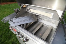 Bull Products 47629 Angus 4 Burner Built In LPG BBQ hero image
