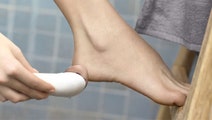 Philips BRE652-00 Satinelle Prestige Wet & Dry Epilator hero image