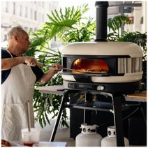Gozney Dome XL Dual Fuel Pizza Oven Bone GMPBNAU1825 hero image