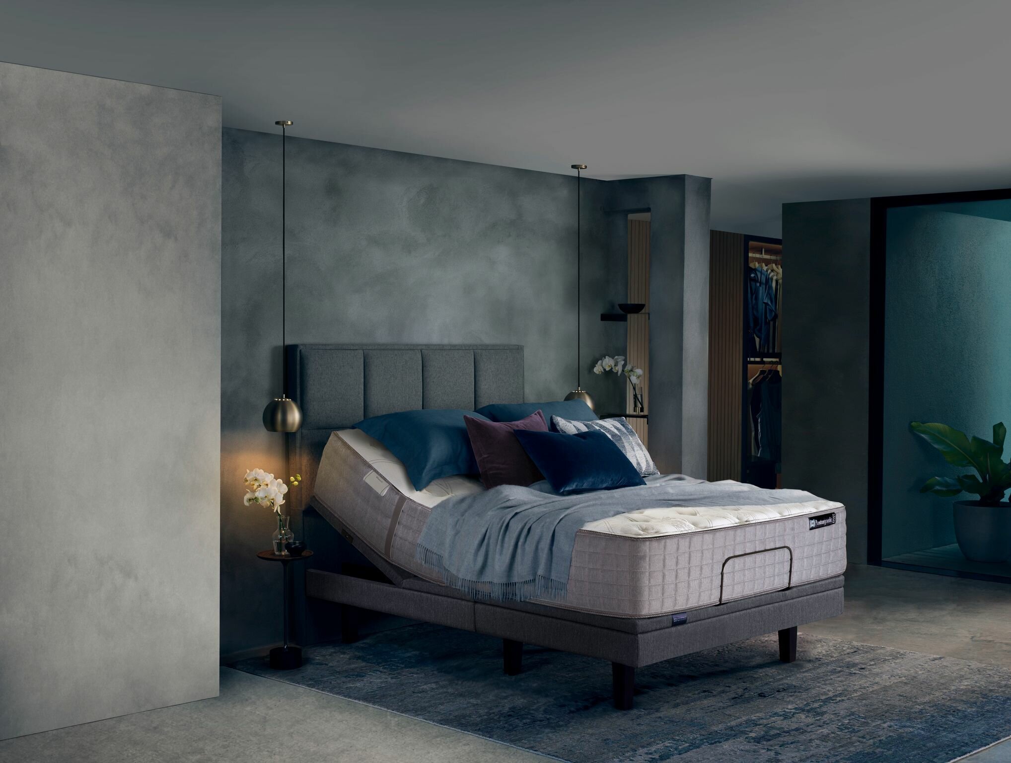 Sealy Posturepedic Summer Flex Firm Double Mattress - 735597 hero image