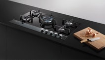 Fisher & Paykel CG905DNGGB1 90cm Natural Gas Cooktop hero image