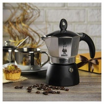 Bialetti Dama Gala Espresso Maker 6 Cup CM534 hero image