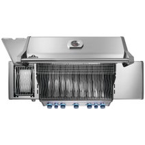 Napoleon Rogue Pro-S 625 5 Burner LPG Freestanding BBQ RPS625RSIBPSS-2-AU hero image