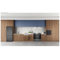 Electrolux 425L Ultimate Taste 500 Bottom Mount Refrigerator Left Hinged Matte Black EBE4302BD-L hero image