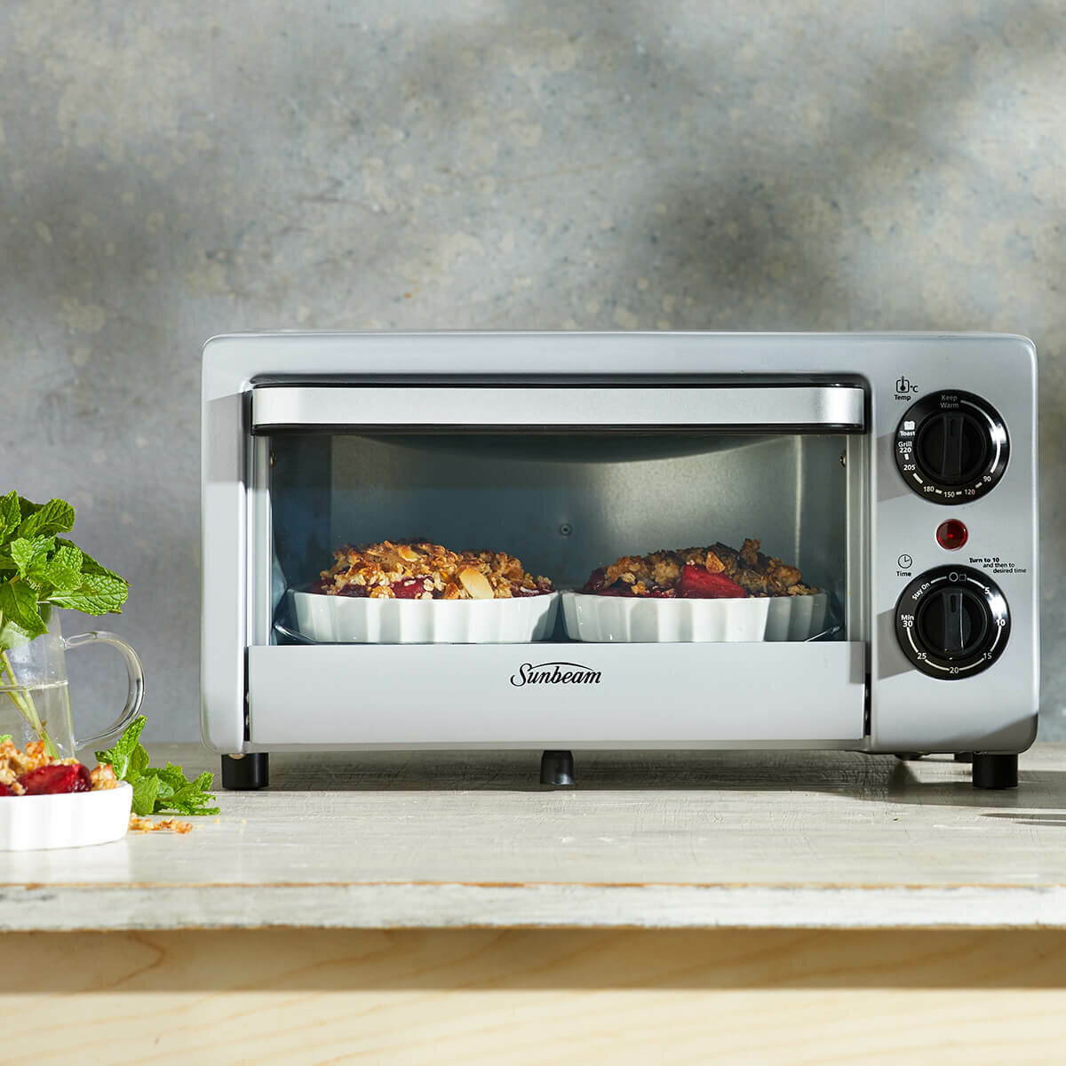 Sunbeam Mini Bake and Grill Compact Oven COM1000SS hero image