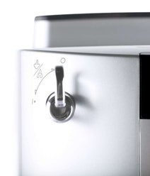 DeLonghi Magnifica S Coffee Machine ECAM22110SB hero image