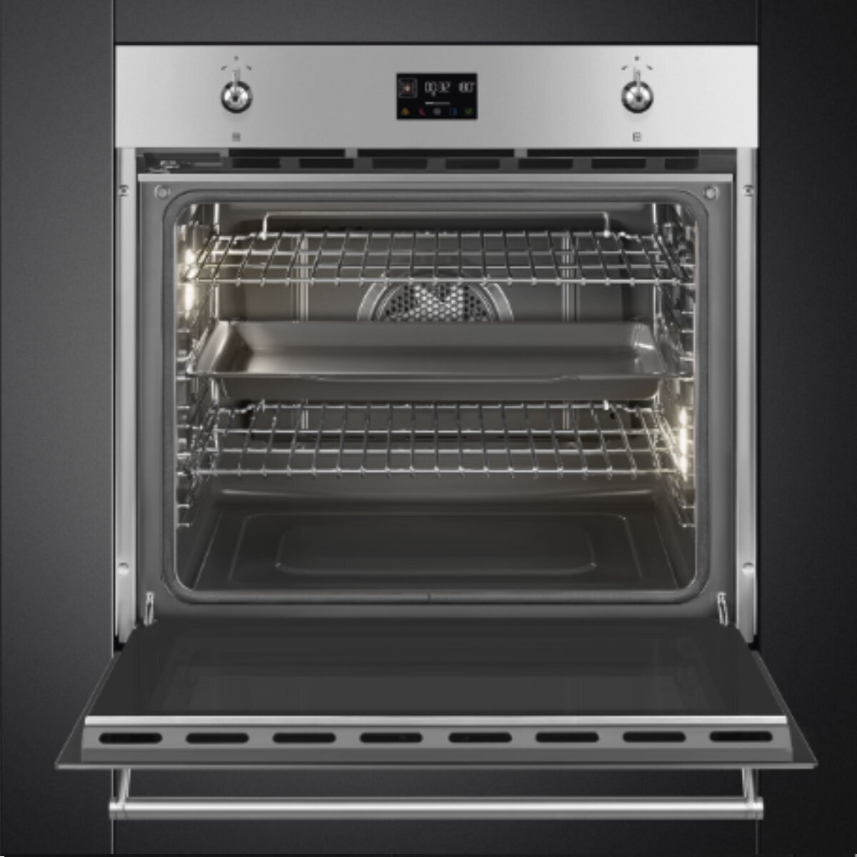 Smeg 76cm Classic Pyrolytic Oven with Single Point Probe SOPA3302TPX hero image