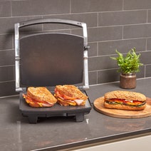 Westinghouse Four Slice Flat Plate Sandwich Maker WHSWP01SS hero image