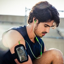 JBL JBLREFLECTIRED Synchros Reflect I In-Ear Sport Earphones hero image