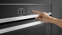 Fisher & Paykel Series 9 60cm Contemporary Compact Combi-Microwave Oven OM60NDB1 hero image