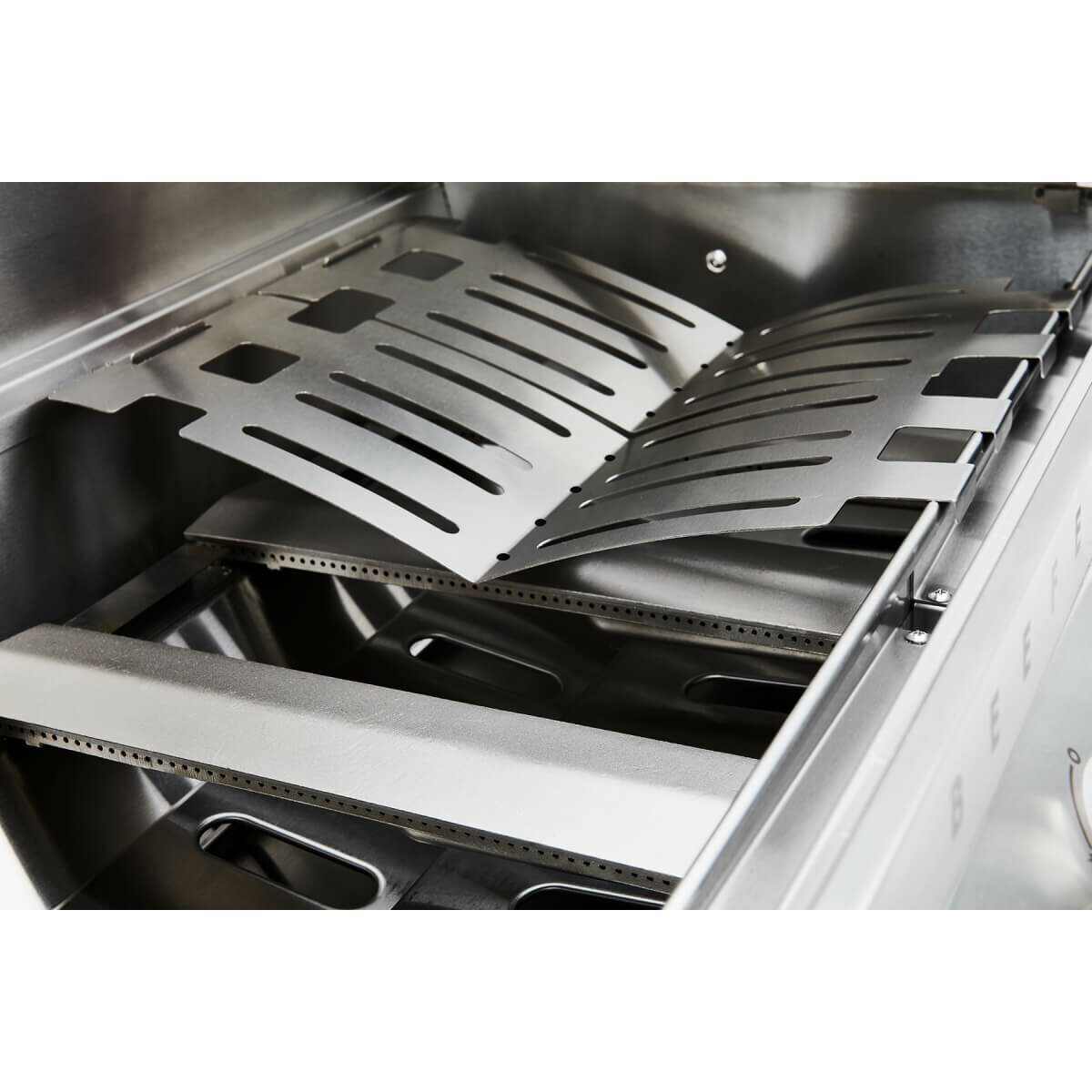 Beefeater 7000 Premium 5 Burner LPG Built In BBQ BBF7655SA hero image