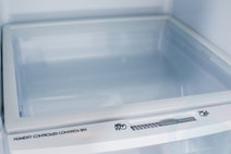 Kelvinator KSM6100WF 610L Side By Side Fridge hero image