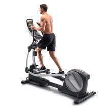 NordicTrack SE7i Elliptical Machine NTEVEL90917 hero image