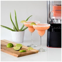 Blendtec Professional 800 Blender with BPA-Free WildSide+ Jar Black P800D3501 hero image