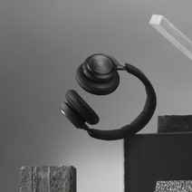 B&O BeoPlay H9 3rd Gen Wireless Bluetooth Noise Cancelling Headphones Matte Black 245323 hero image