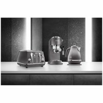 DeLonghi Icona Metallics Kettle KBOT2001GY hero image