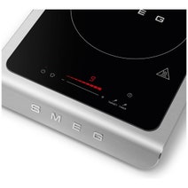 Smeg Portable Induction Hob Black PIC01BLMAU hero image