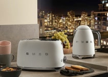 Smeg Retro 50's Style 2 Slice Toaster Matte White TSF01WHMAU hero image