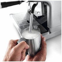 DeLonghi La Specialista Maestro Manual Coffee Machine EC9665M hero image