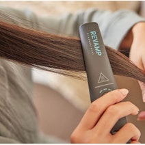 Homedics Revamp Progloss Liberate Cordless Hair Straightener Black ST-1700-AU hero image