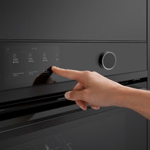 Fisher & Paykel Series 9 60cm Minimal Pyrolytic Built-In Oven Black OB60SDPTDB1 hero image