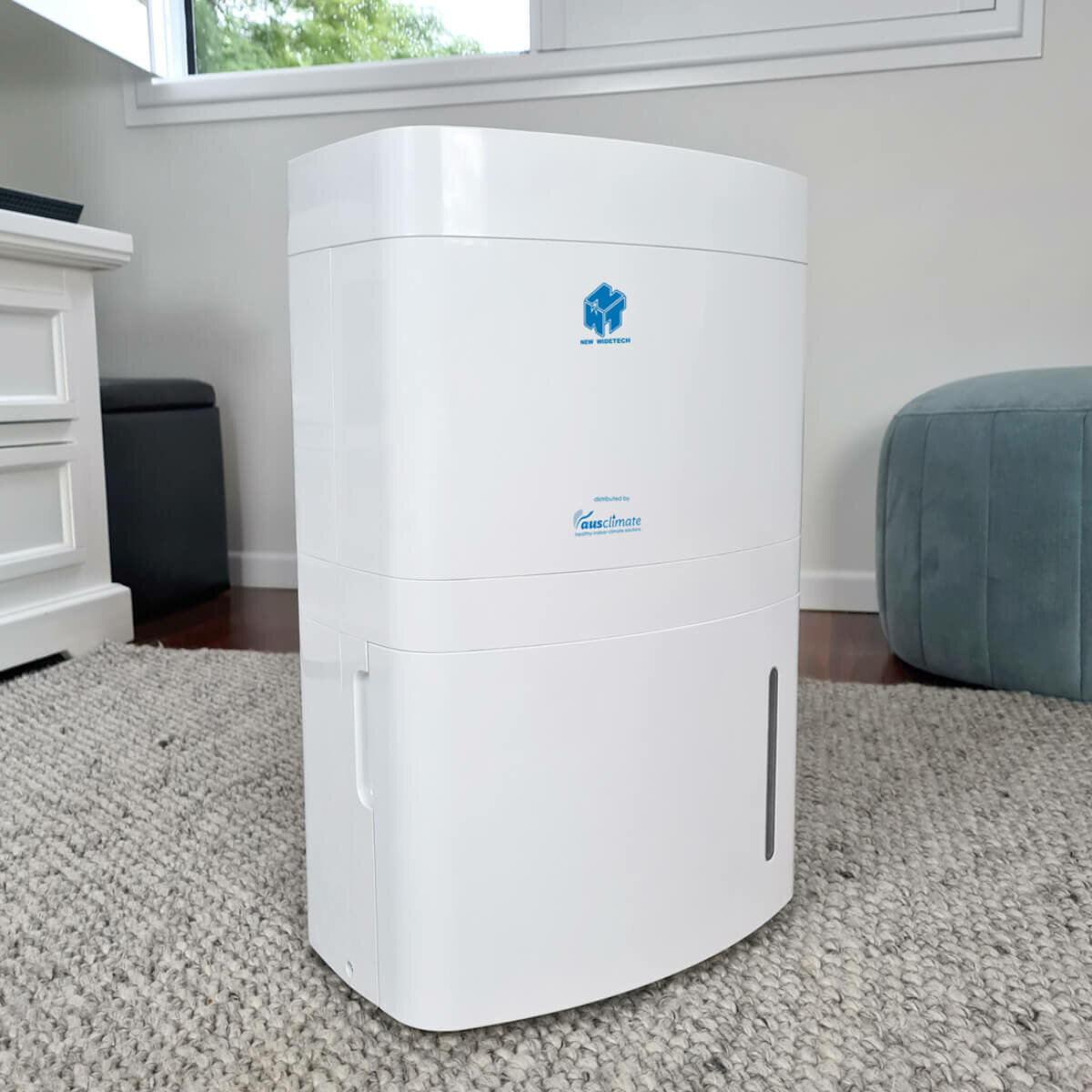 Ausclimate NWT Medium+ 25L Dehumidifier WDH-1920EA hero image