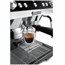 DeLonghi La Specialista Prestigio Manual Coffee Machine Black EC9355BM hero image