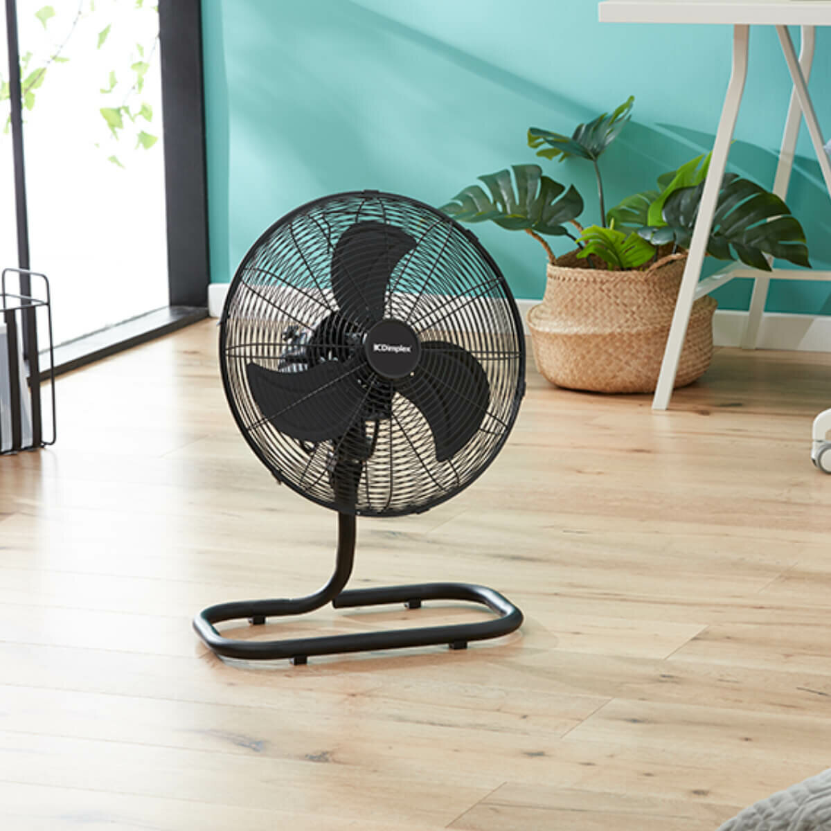 Dimplex 50cm High Velocity Oscillating Floor Fan DCFF50MBK hero image