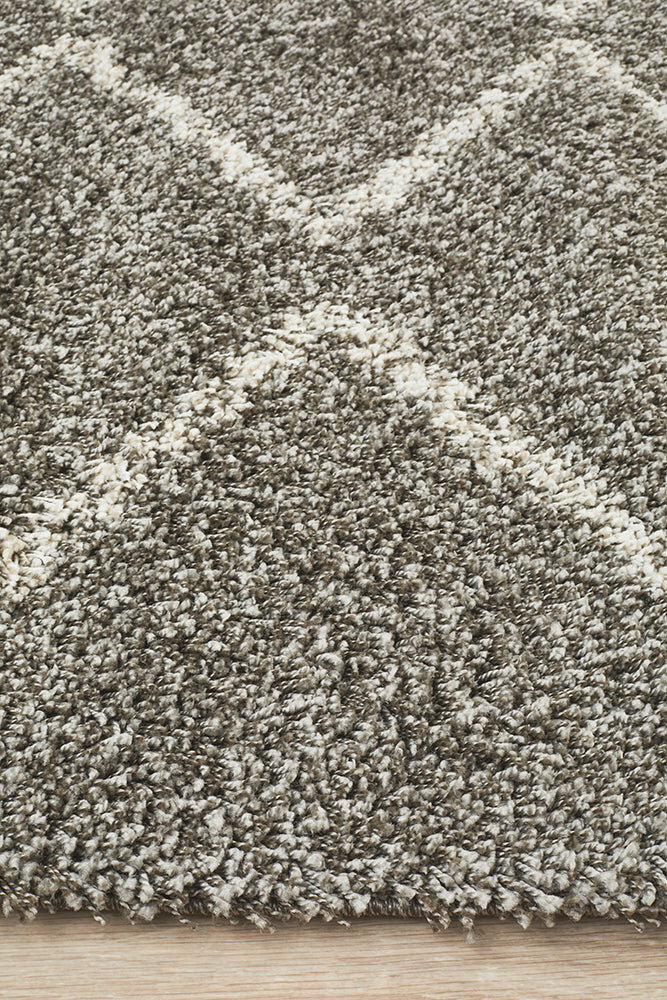 Rug Culture Saffron Small Grey Rug 170X120CM - SAF-11-GRY-170120 hero image