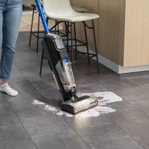 Bissell CrossWave OmniFind Wet & Dry Vacuum Cleaner 4007F hero image