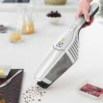 Electrolux ZB3104 Ergorapido 4 Series 2-in-1 Stick Vacuum hero image