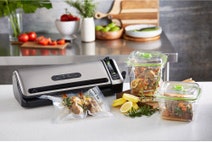 FoodSaver Handheld Vacuum Sealer with FoodSaver Controlled Seal VS1190VS7850 hero image