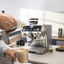 DeLonghi La Specialista Coffee Machine Stainless Steel EC9335M hero image