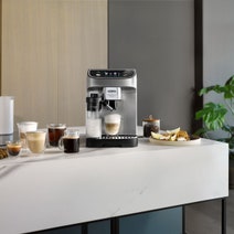 DeLonghi Magnifica Plus Fully Automatic Coffee Machine ECAM32070SB hero image