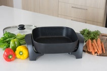 Westinghouse WHEF02K Electric Frypan hero image