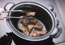 Russell Hobbs RHSC650 Searing 6L Slow Cooker hero image