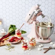 KitchenAid KSM195 Artisan Stand Mixer Feather Pink 5KSM195PSAFT hero image