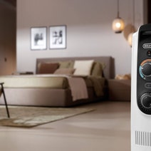 DeLonghi Dragon 5 Easytronic 1500W Oil Column Heater TRD50615T hero image