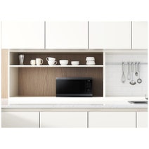Samsung 32L 1000W Dark Stainless Steel Microwave MS32DG4504AG hero image